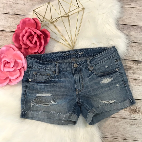 American Eagle Outfitters Pants - American Eagle Jean cuffed Shorts size 8